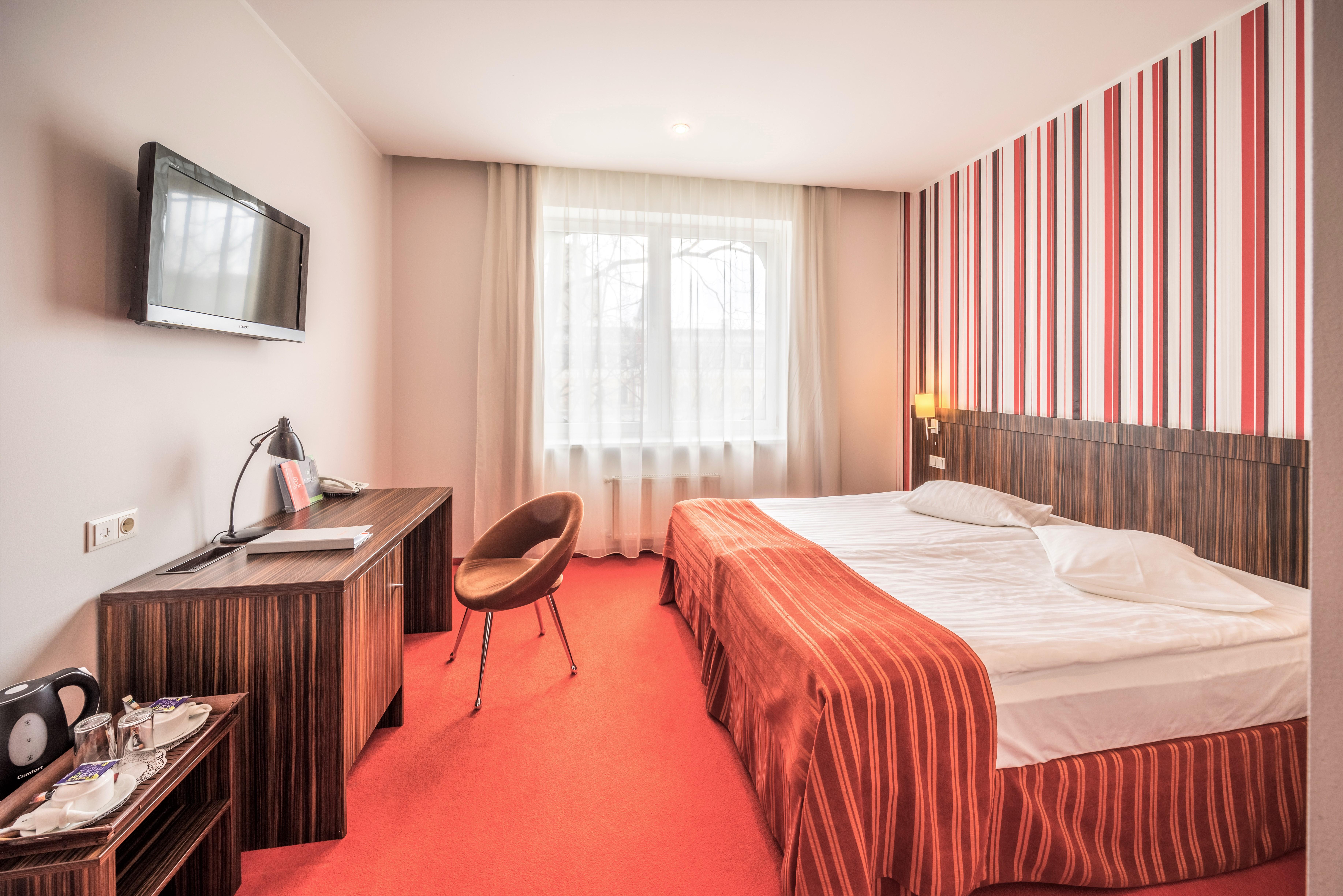 Rija Vef Hotel With Free Parking Riga Ngoại thất bức ảnh