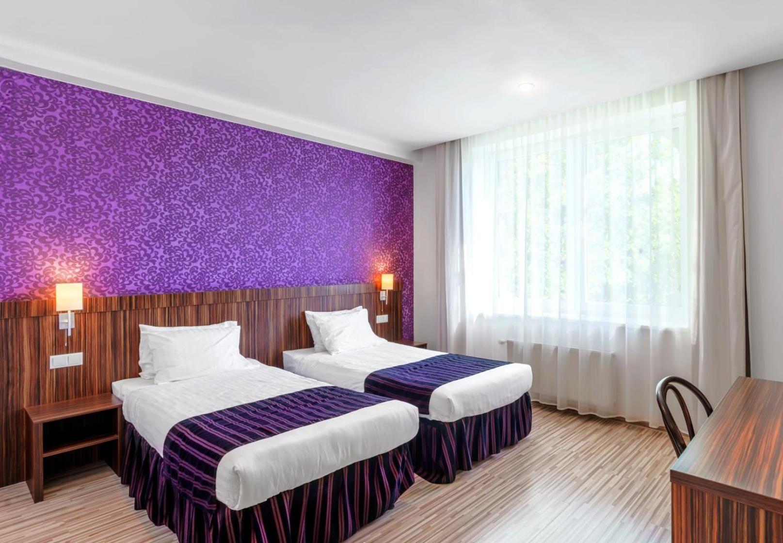 Rija Vef Hotel With Free Parking Riga Ngoại thất bức ảnh