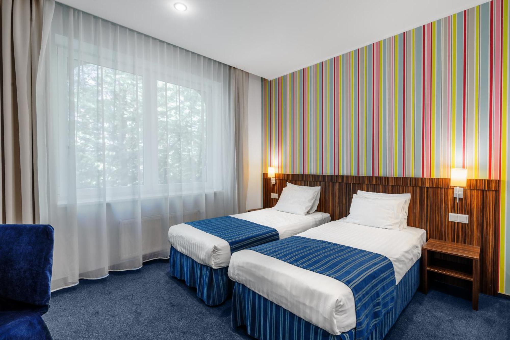 Rija Vef Hotel With Free Parking Riga Phòng bức ảnh