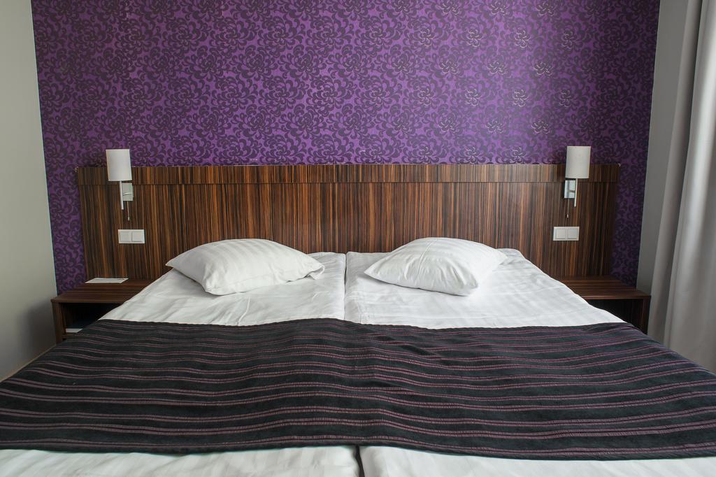 Rija Vef Hotel With Free Parking Riga Ngoại thất bức ảnh